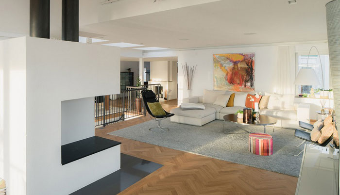 豪華別墅客廳休息區(qū)域裝修設(shè)計案例效果圖