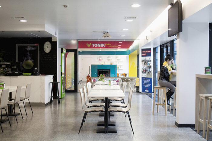 健康俱樂部辦公室吧臺區域空間裝修設計效果圖