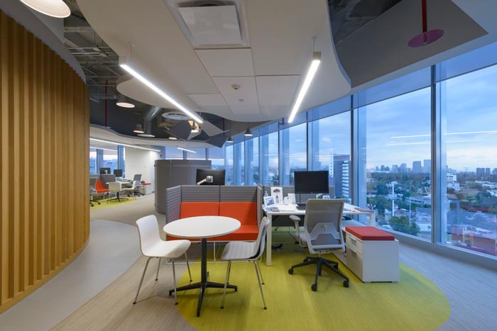 香料公司辦公室辦公區(qū)域裝修設計案例效果圖