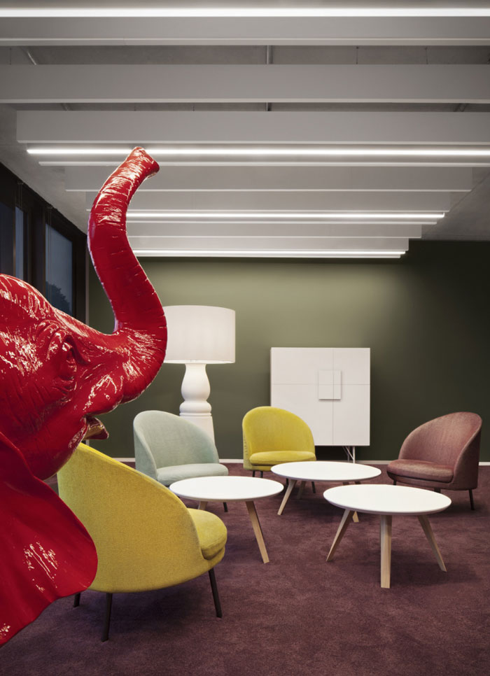 集團辦公樓討論室細節裝修設計效果圖