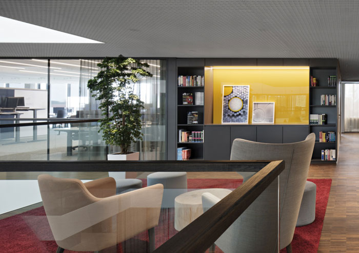 集團辦公樓討論區裝修設計效果圖
