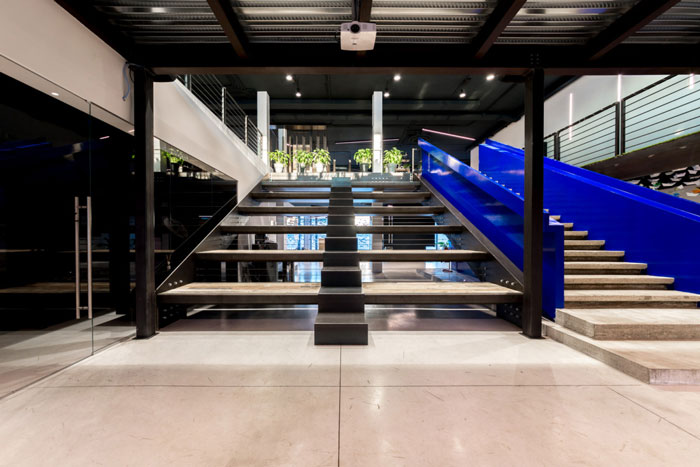 家具廠房辦公室樓梯裝修設計效果圖