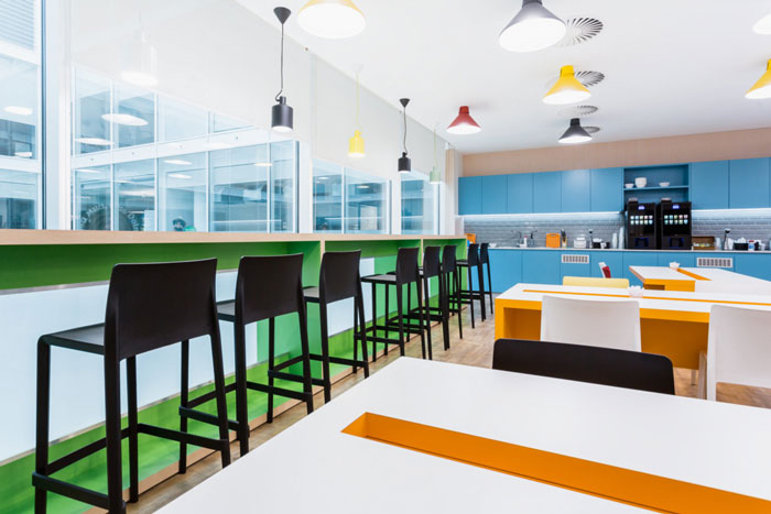 環(huán)保辦公室吧臺裝修設(shè)計(jì)效果圖