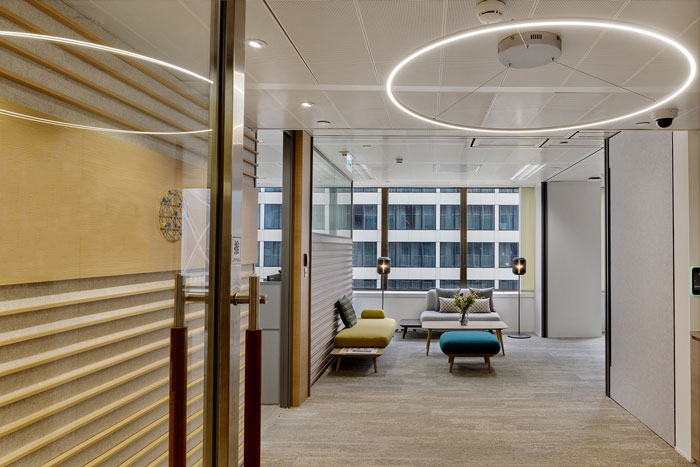 金融理財(cái)公司辦公室進(jìn)門(mén)區(qū)裝修設(shè)計(jì)效果圖