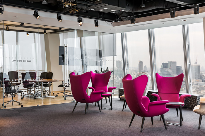 房地產(chǎn)辦公室交流區(qū)裝修設計效果圖