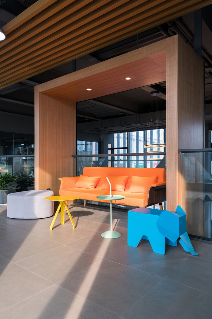 聯合辦公洽談區裝修設計效果圖