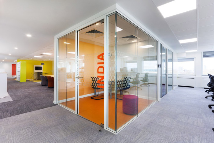 小額貸款公司接待區裝修設計效果圖