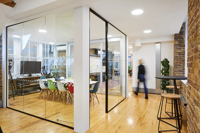 游戲公司辦公室會議室裝修設計效果圖