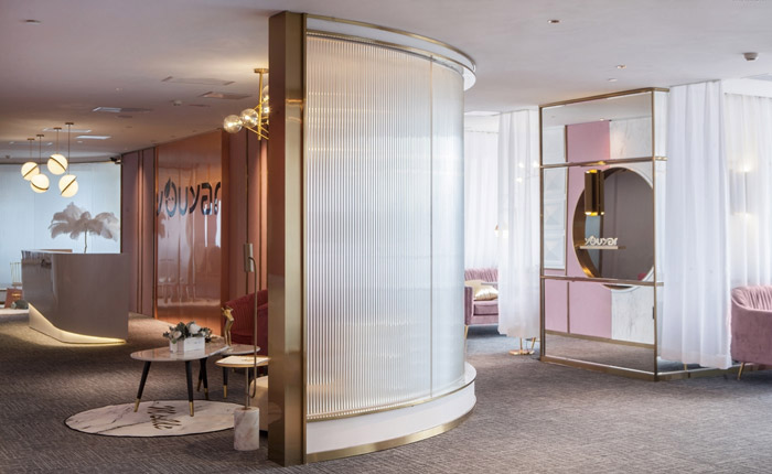 化妝品公司辦公室過(guò)道裝修設(shè)計(jì)效果圖