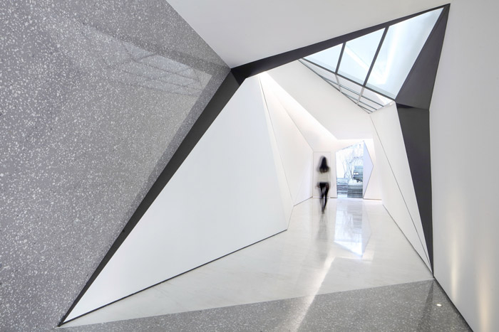 互聯網辦公室過道裝修設計效果圖